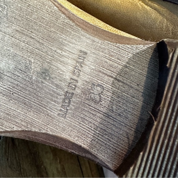 Free People Women’s Royale D’orsay Pointed Toe Tan Leather Distressed Flat Shoes - Picture 3 of 9